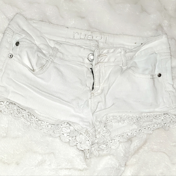 Rue21 Pants - Rue21 white shorts